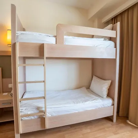 Hotel Side Breeze 5*